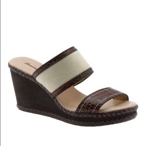 Tommy Bahama Cognac Kalawai Wedge NEW